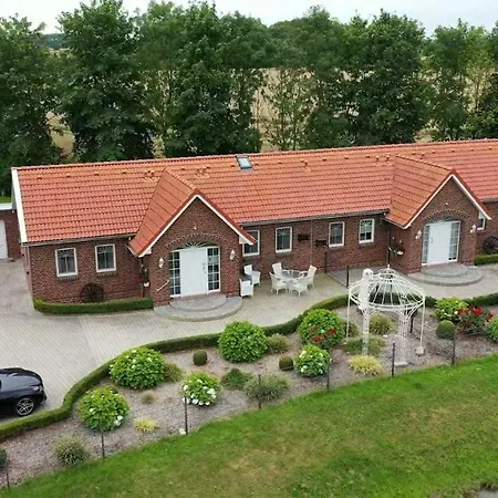 Landhaus-altebruecke *