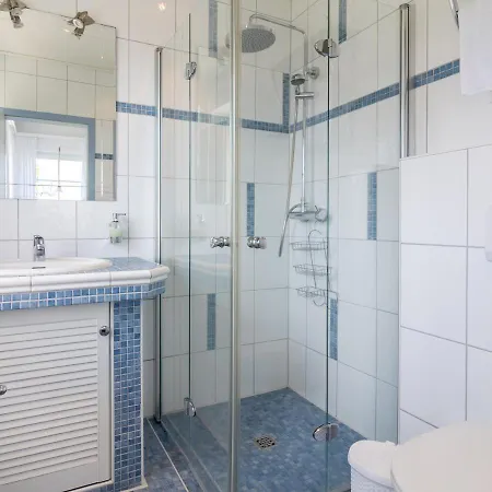 Landhaus-altebruecke *